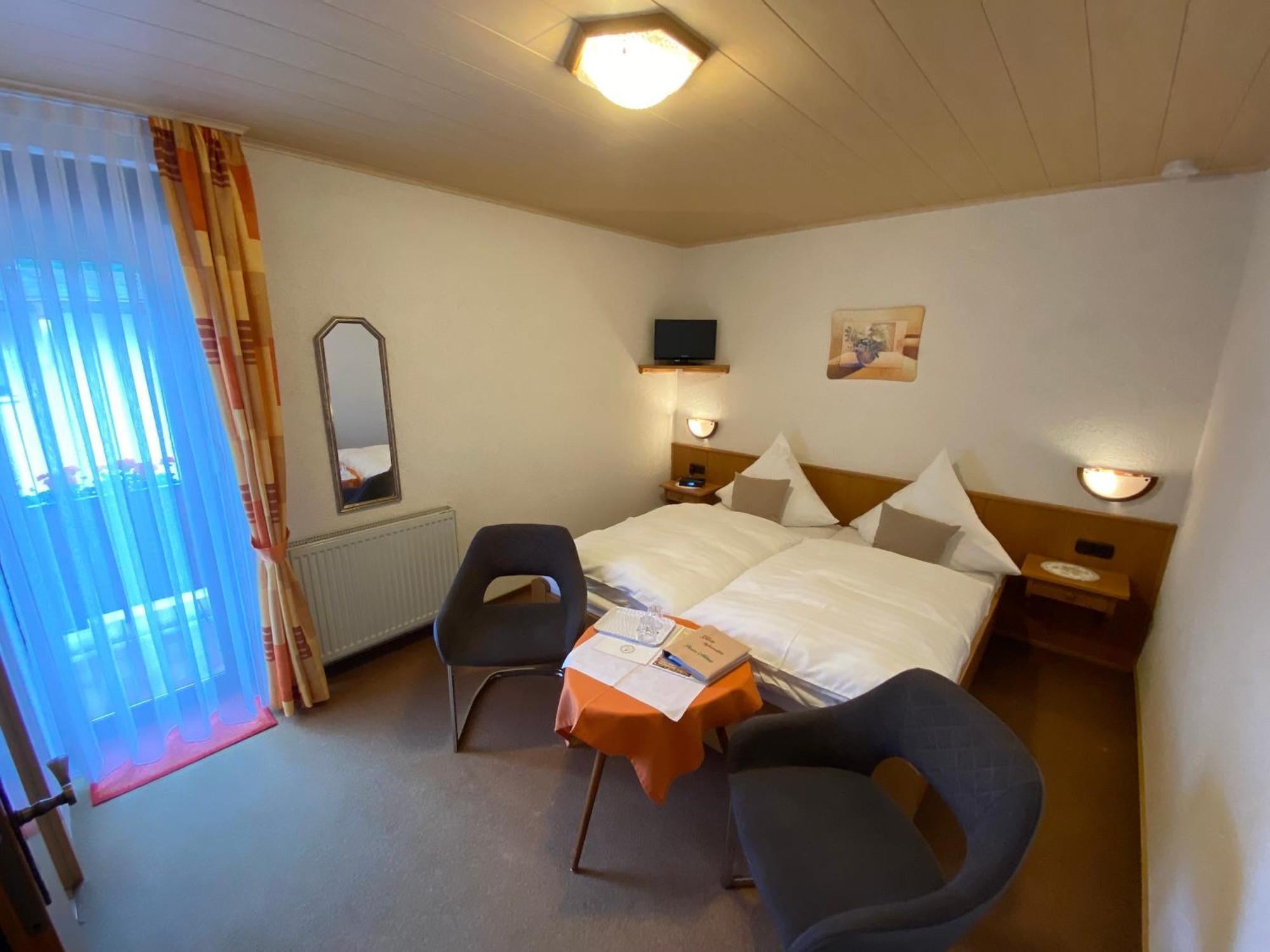 Pension Milberg Assmannshausen Рюдесхайм-на-Рейне Экстерьер фото